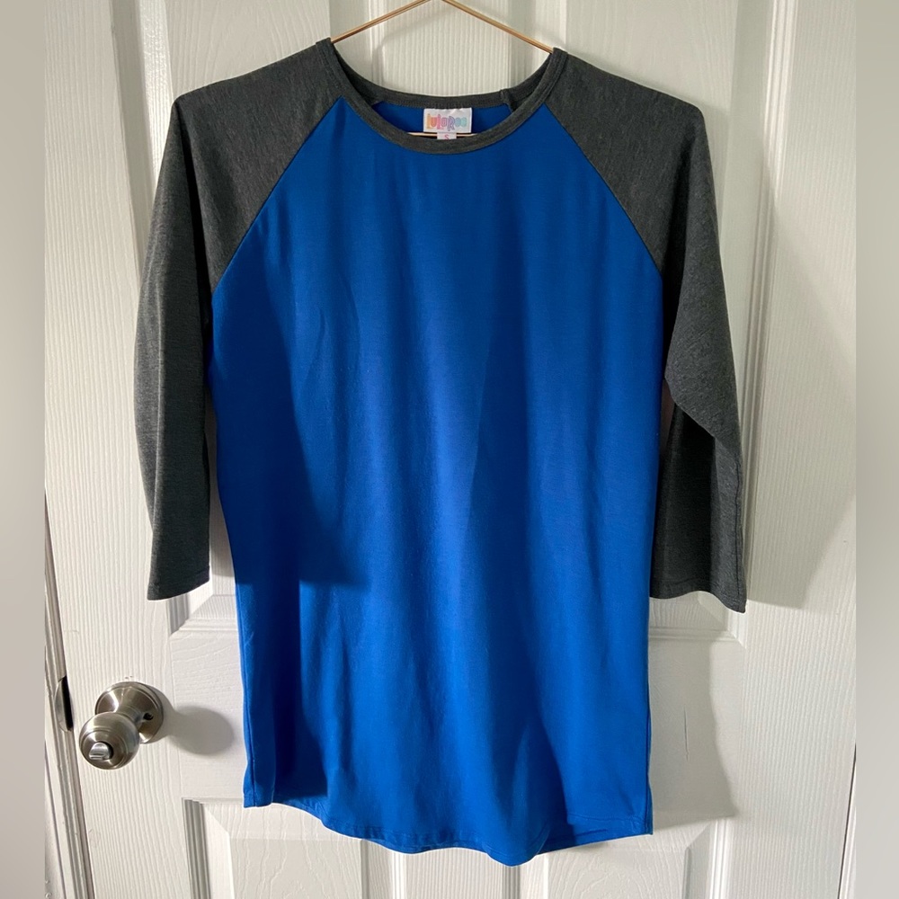 Raglan 3/4 sleeve LuLaRoe Randy Tee